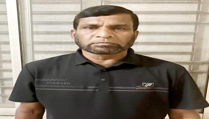 সদর দক্ষিণে আওয়ামী লীগ নেতা গ্রেফতার