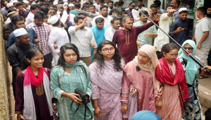 সংস্কার, বিচার ও নতুন  সংবিধানের দাবি নিয়ে  এগিয়ে যাবো আমরা: নাহিদ