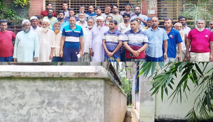 প্রশাসনের হস্তক্ষেপ কামনা  সদর দক্ষিণে রাস্তায় সীমানা প্রাচীর   নির্মাণ করে প্রতিবন্ধকতা সৃষ্টি