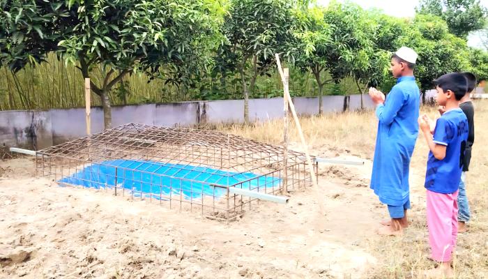 মুরাদনগরে পঞ্চম শ্রেণীর শিক্ষার্থীকে হত্যার অভিযোগ বাবা ও সৎ মায়ের বিরুদ্ধে