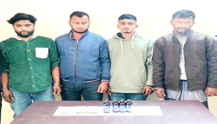 হোমনায় ইয়াবা ও ফেনসিডিল নিয়ে ধরা পড়লেন   এনসিপি সভাপতির ভাইসহ চার মাদক কারবারি