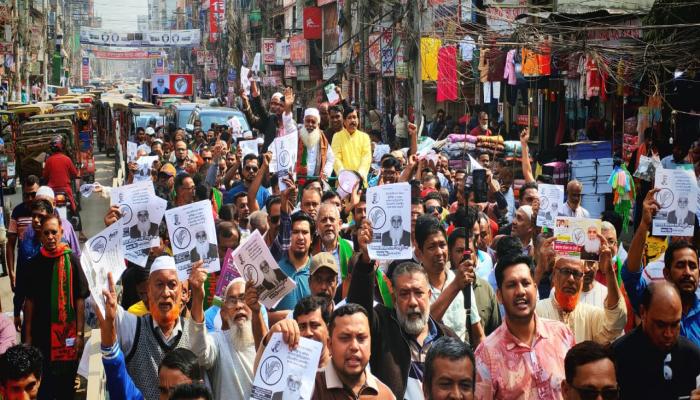 কুমিল্লাকে নিয়ে আমার পরিকল্পনা বাস্তবায়নের  সুযোগ দিন-মনিরুল হক চৌধুরীর