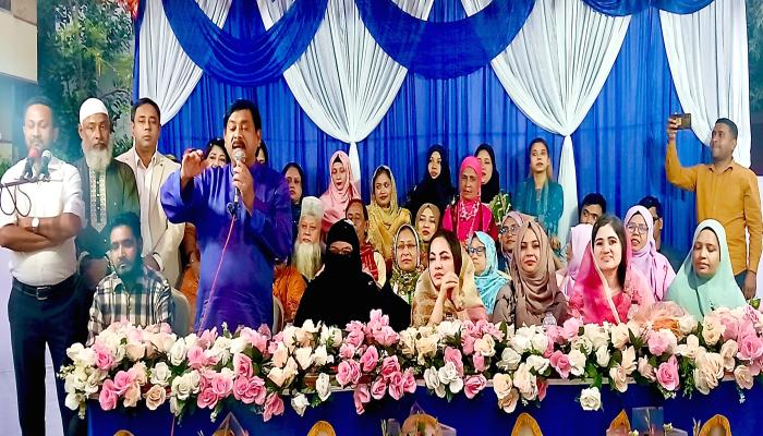 ধানের শীষে ভোট চাইলেন   সাক্কু ও ডা. সায়মা ফেরদৌস