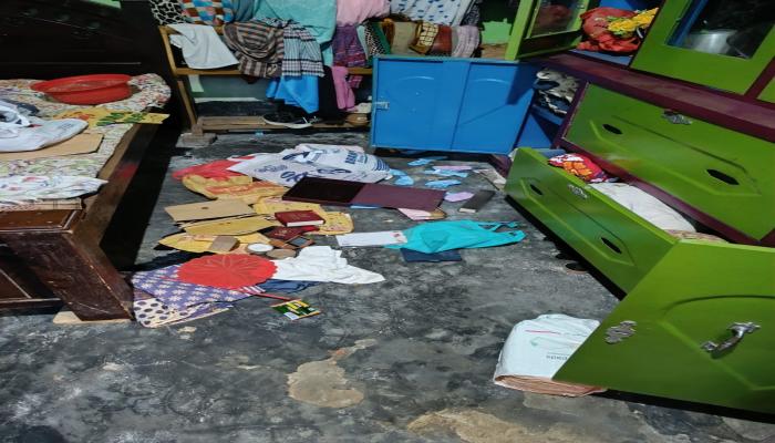 মনোহরগঞ্জে বিধবার ঘরে দুর্ধর্ষ চুরি,মামলার দেড় মাসেও স্বর্ণ উদ্ধার না হওয়ায় হতাশা,