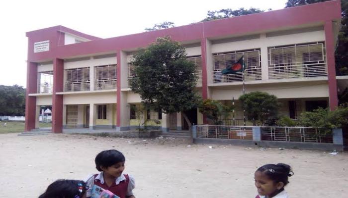 বাঞ্ছারামপুরে প্রাথমিক বিদ্যালয়ের  ৩৮ টি  প্রধান শিক্ষক পদ শূন্য।