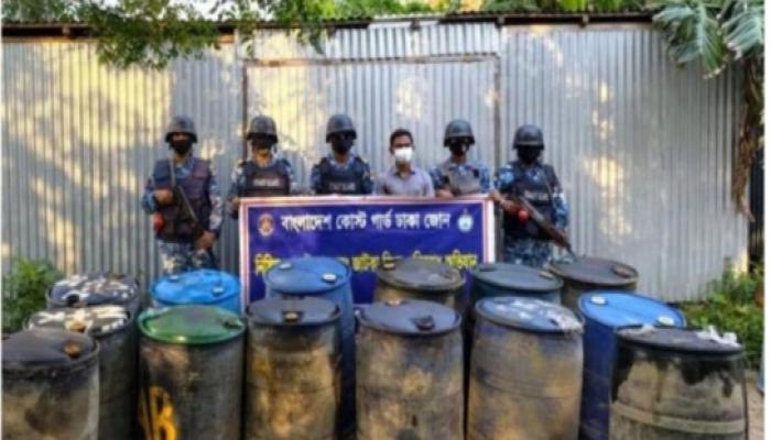 চাঁদপুরে ২ হাজার ৮০০ লিটার ডিজেল জব্দ, ৪ ব্যবসায়ীকে জরিমানা
