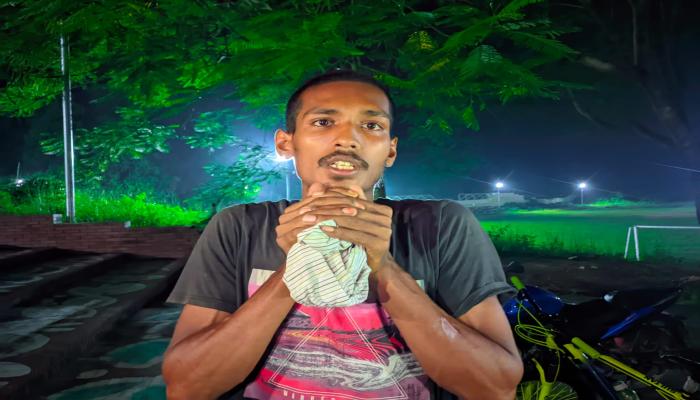 কুবিতে তিন ছাত্রীকে উত্ত্যক্ত অভিযোগে বহিরাগত আটক