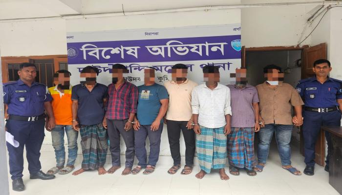 দাউদকান্দিতে বিভিন্ন মামলার 5 আসামি গ্রেফতার
