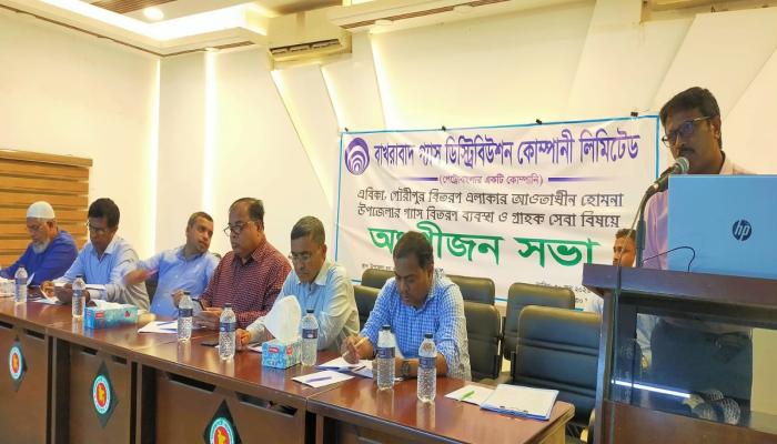 হোমনায় গ্যাসের অবৈধ সংযোগ ও বুস্টার ব্যবহারে কঠোর হুঁশিয়ারি