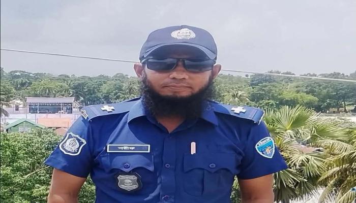 কুমিল্লায় দুর্বৃত্তের ছুরিকাঘাতে পুলিশ কর্মকর্তা আহত