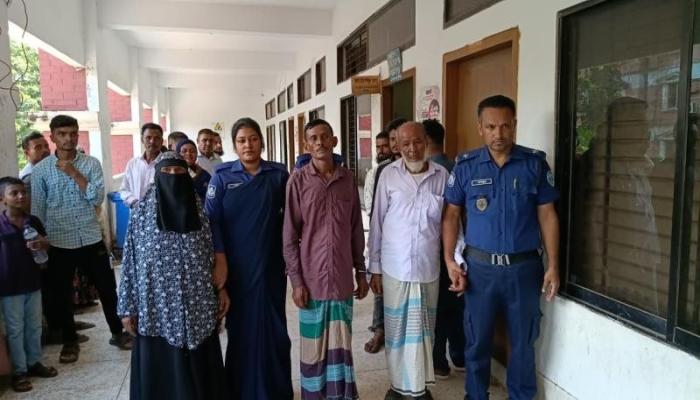 কুমিল্লায় গৃহবধূ হত্যা: শ্বশুর-শাশুড়ি ও দেবরের যাবজ্জীবন, স্বামী খালাস