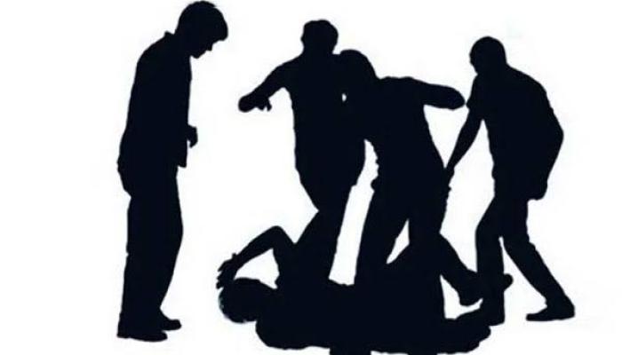 লাকসামে গভীর রাতে প্রবাসীর স্ত্রীকে কুপিয়েছে দূর্বৃত্ত