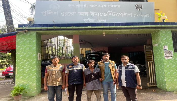 কুমিল্লায় ধানকাটা শ্রমিক সেজে বৃদ্ধাকে হত্যা-লুট: মূল পরিকল্পনাকারীসহ গ্রেপ্তার ৩