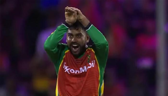মিরাজের ঘূর্ণিতে গায়ানার জয়, ফিরল আলোচিত ‘নাগিন ডান্স’