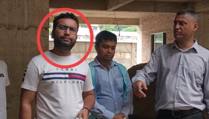 নকশার কাগজ দেখতে চাওয়ায় ক্ষুব্ধ ডেলমনের ইঞ্জিনিয়ার,