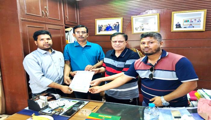 কুমিল্লায় বাংলাদেশ   ইউনিয়ন সদস্য সংস্থার   জেলা আহ্বায়ক কমিটি   অনুমোদন