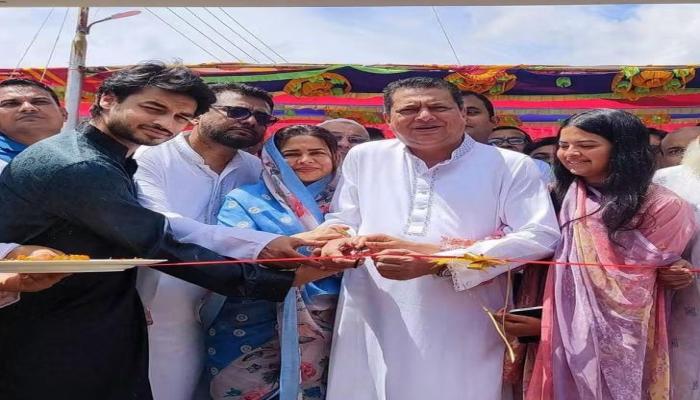 বরুড়ার সোনাইমুড়ীতে  এ কে এম আবু তাহের ২০ শয্যাবিশিষ্ট্য  হাসপাতালের  উদ্বোধন
