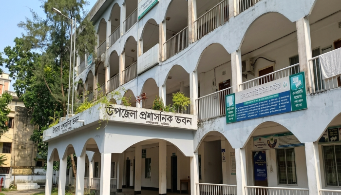 মনোহরগঞ্জে প্রশাসনিক গুরুত্বপূর্ণ পদগুলোতে শূন্য ও ভারে কার্যক্রমে স্তব্ধতা