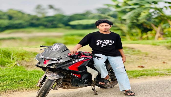 কুমিল্লায় কিশোর গ্যাং রতন গ্রুপের প্রধান রতন গ্রেপ্তার