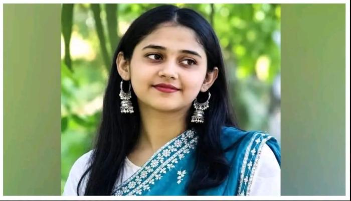 কক্সবাজার বেড়াতে গিয়ে ইজিবাইকের চাকায় ওড়না  পেঁচিয়ে দেবিদ্বারের তরুণীর মৃত্যু
