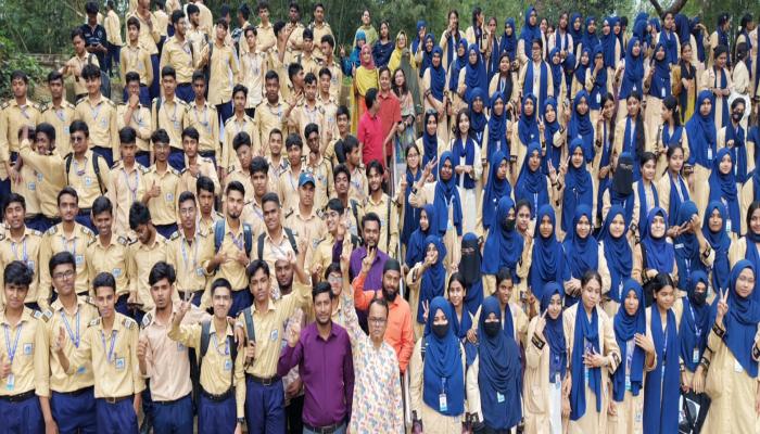 কুমিল্লা আইডিয়াল কলেজ এইচএসসি পরীক্ষার  ফলাফলে চমক